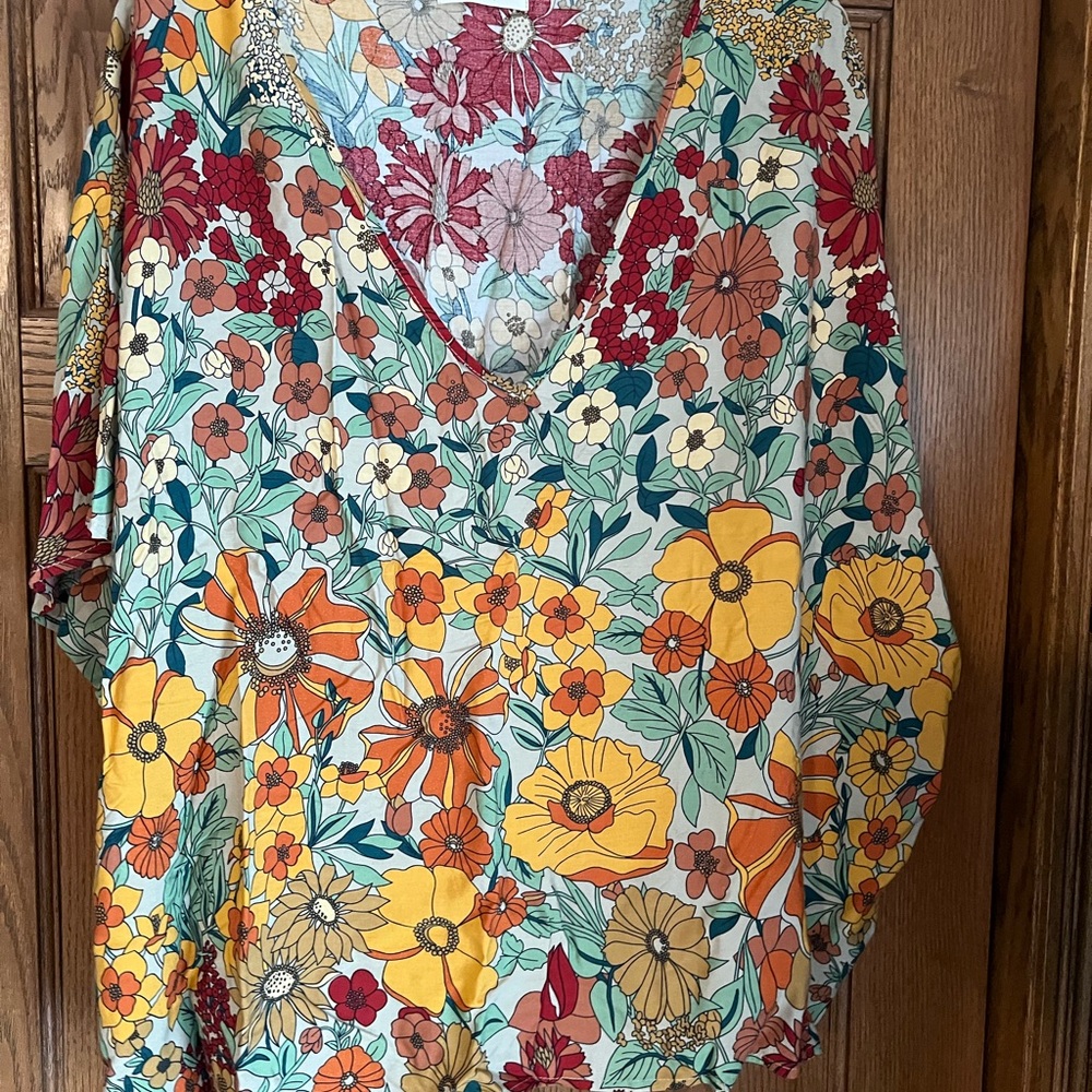 Natural Life Floral V-Neck Women’s Top